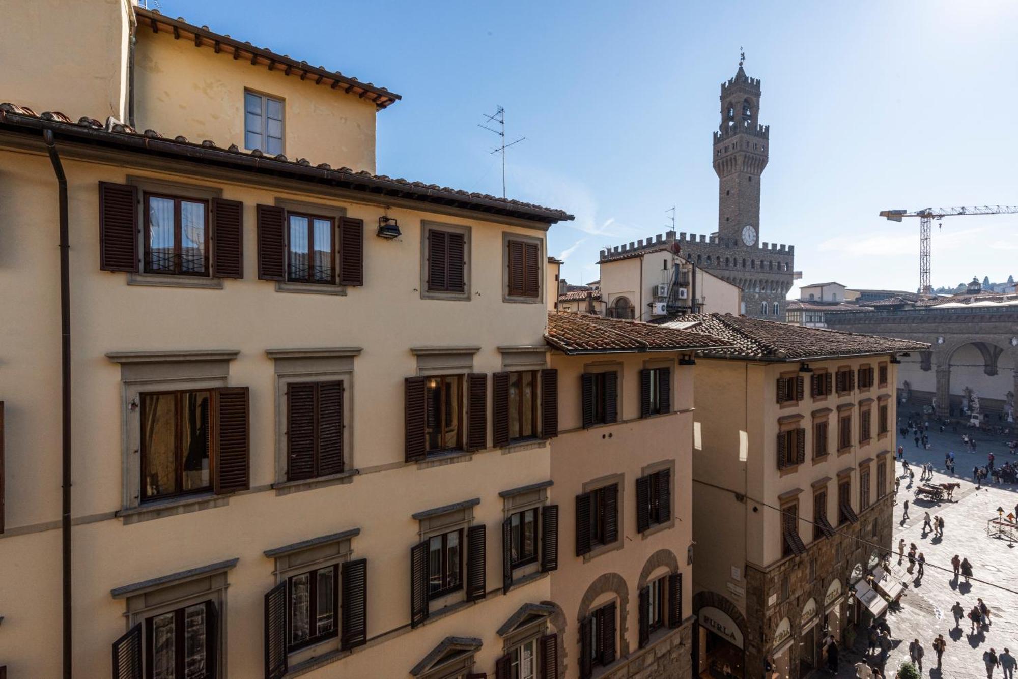 Penthouse In Piazza Della Signoria Duomo View Lägenhet Florens Exteriör bild